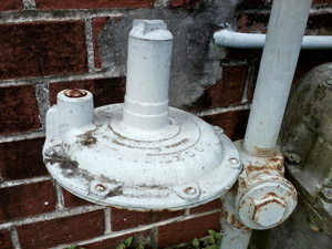 Gas Regulator 02