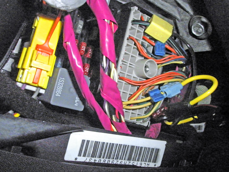 Connection of transmitter to car system